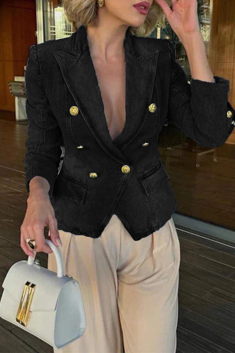 Flor® | Casual outerwear with distressed buttons and reversible collar