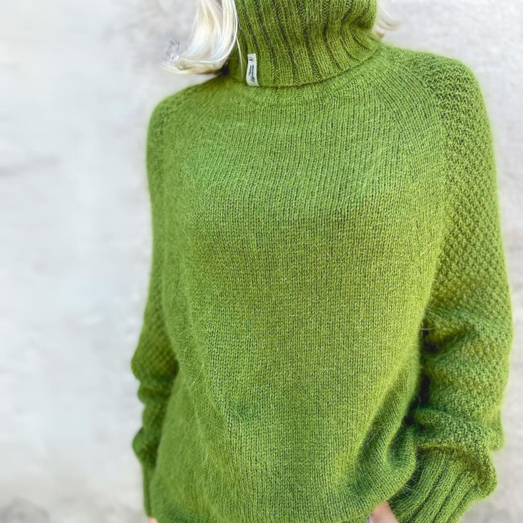 Mia | Elegant Turtleneck Sweater