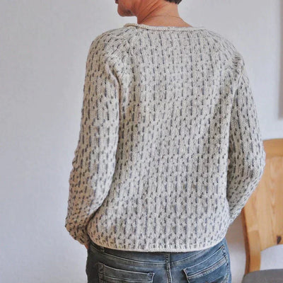 Linda | Elegant Boat Neck Sweater