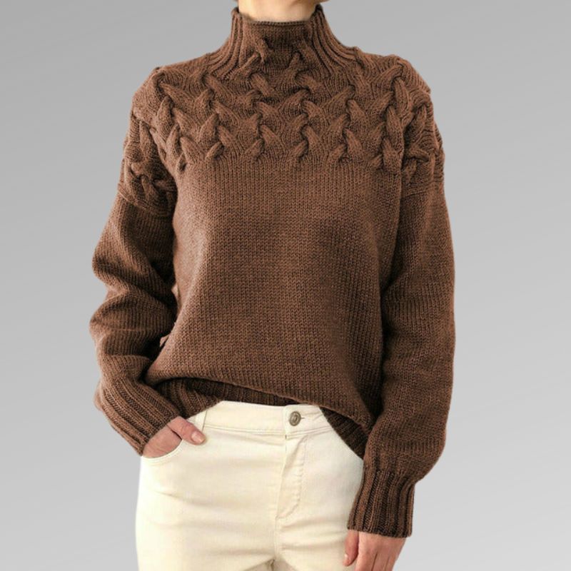 Lucy | Elegant Cable Sweater