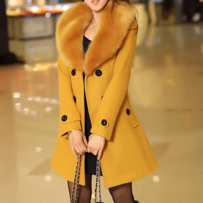 Vicenta® | Luxurious fur coat for the sophisticated woman