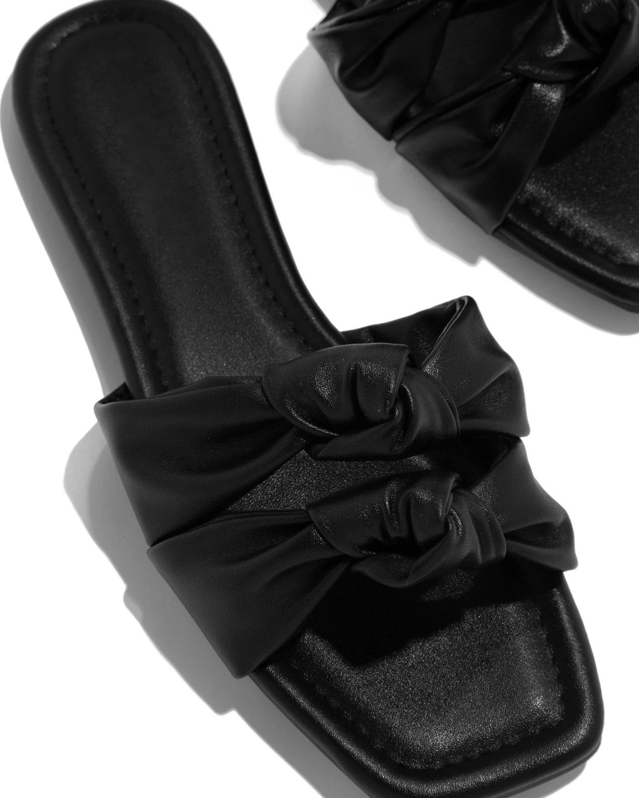Sue® | Fashionable Flat Sandals For Women