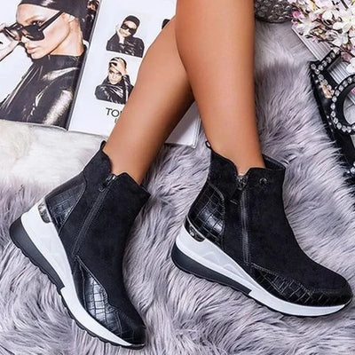 Rebecca® | Women's ankle boots with a wedge heel and thick sole